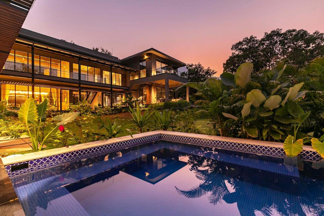 Stayvista At The Charcoal Villa Luxury Collection Alībāg Eksteriør bilde