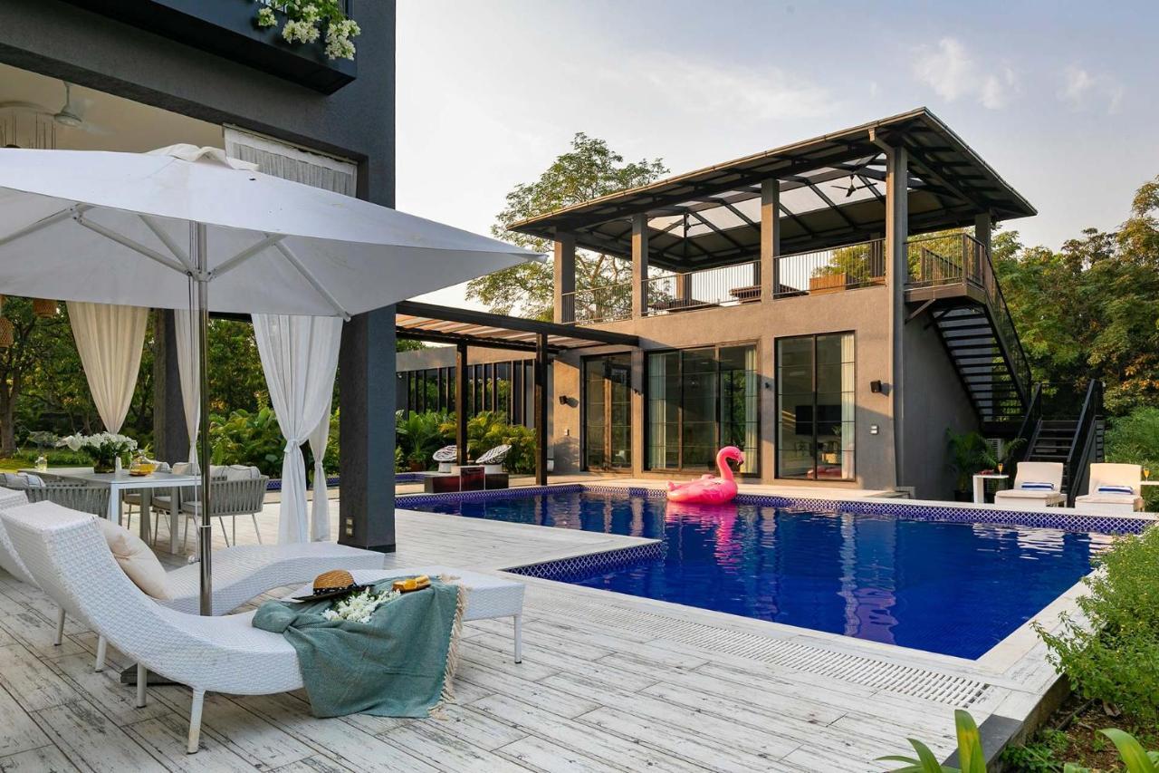 Stayvista At The Charcoal Villa Luxury Collection Alībāg Eksteriør bilde