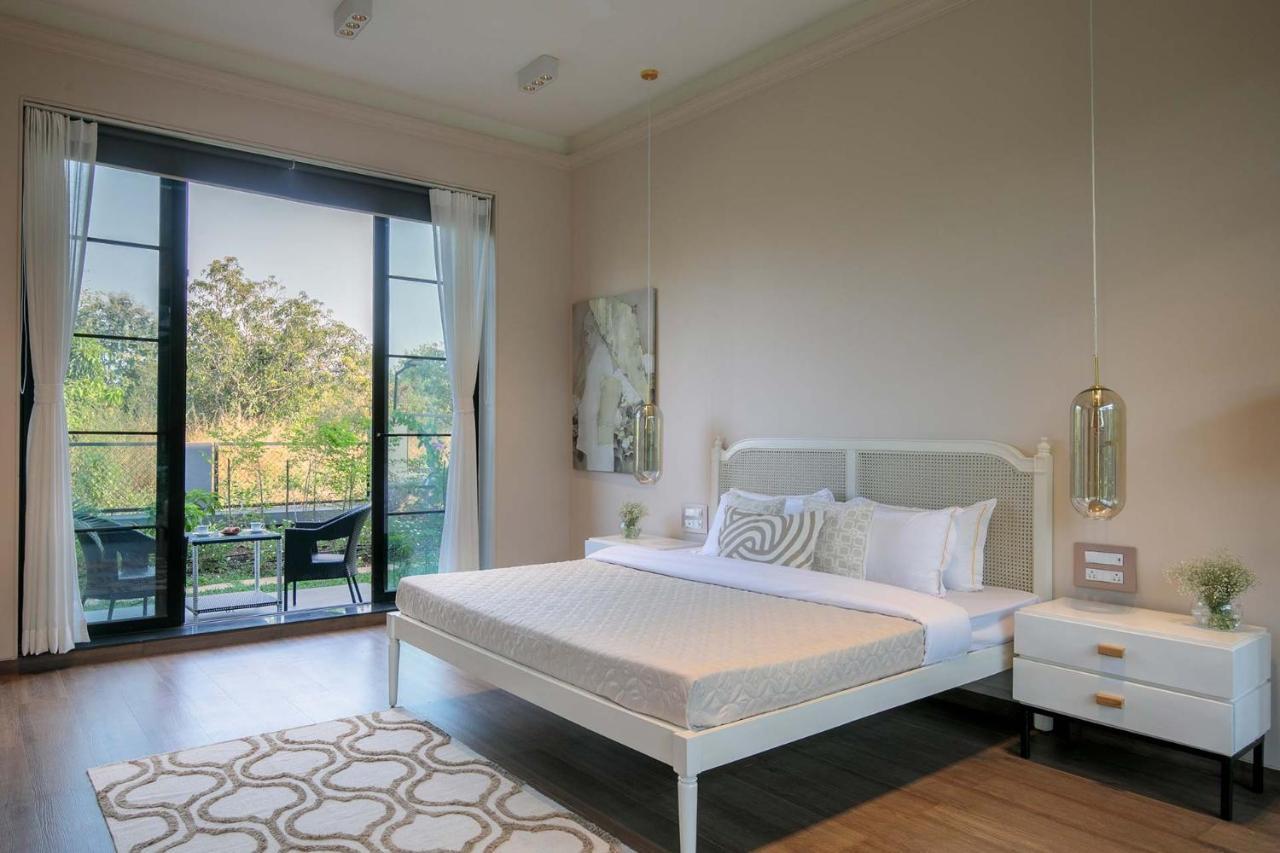 Stayvista At The Charcoal Villa Luxury Collection Alībāg Eksteriør bilde
