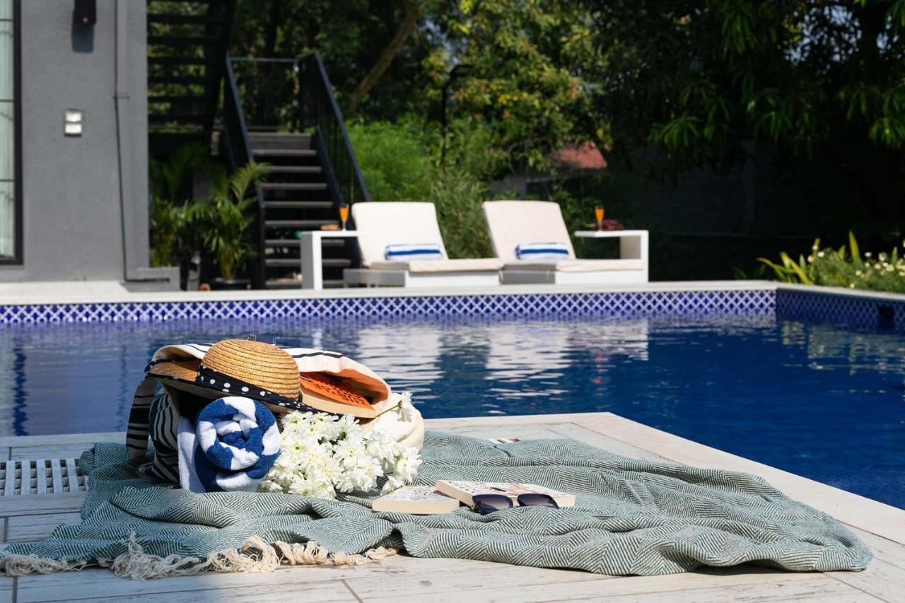Stayvista At The Charcoal Villa Luxury Collection Alībāg Eksteriør bilde