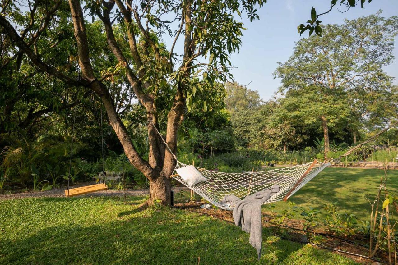 Stayvista At The Charcoal Villa Luxury Collection Alībāg Eksteriør bilde