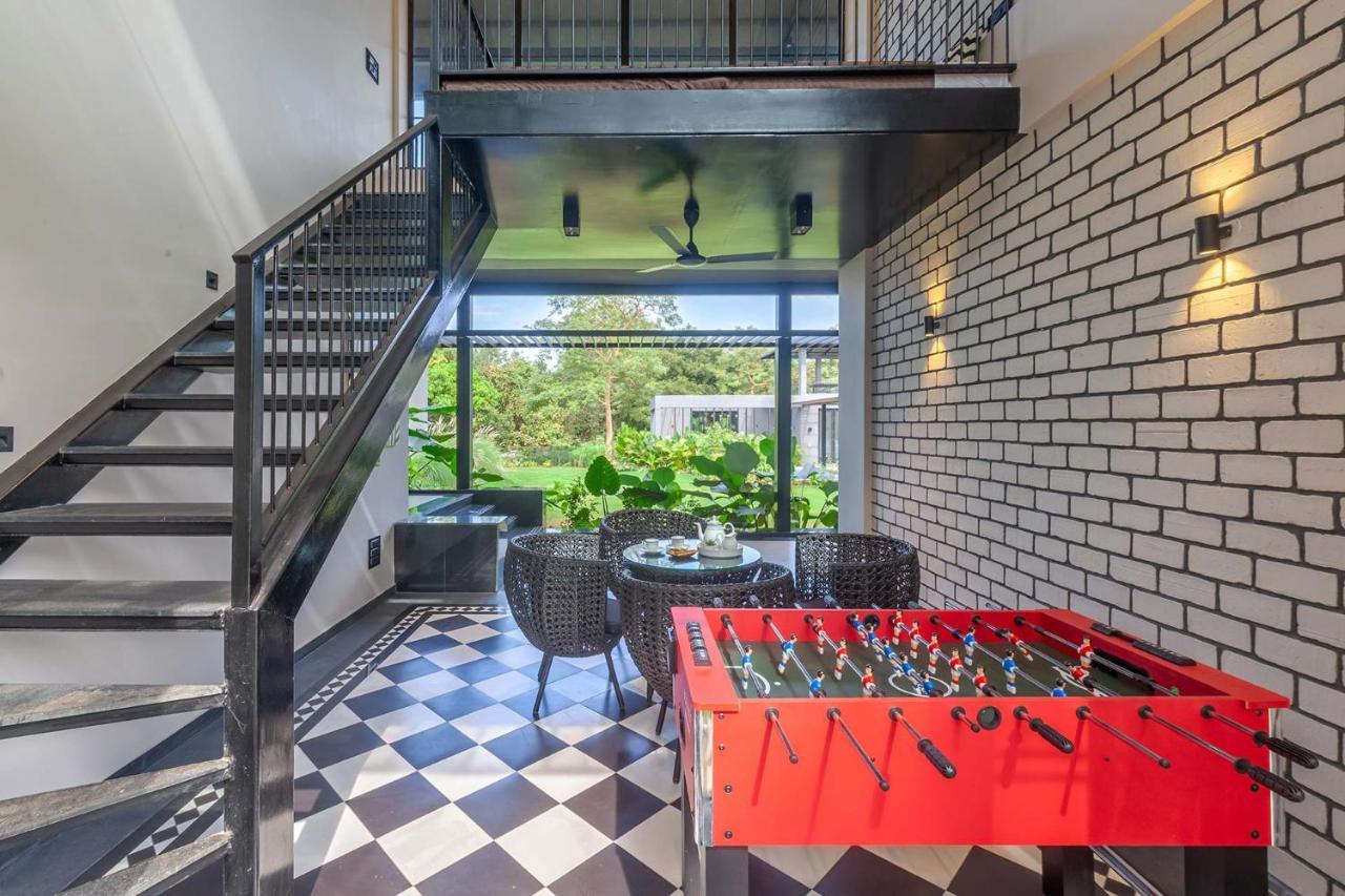 Stayvista At The Charcoal Villa Luxury Collection Alībāg Eksteriør bilde